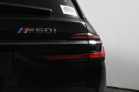 New 2026 BMW X7 M60i image 13