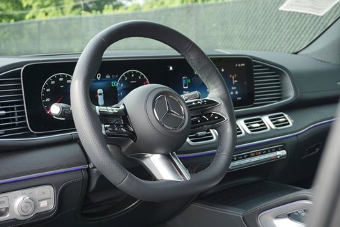 Certified 2025 Mercedes-Benz GLS 450 4MATIC image 26