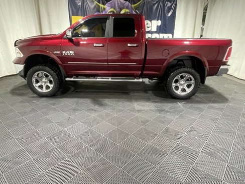 Used 2017 RAM 1500 Laramie image 8