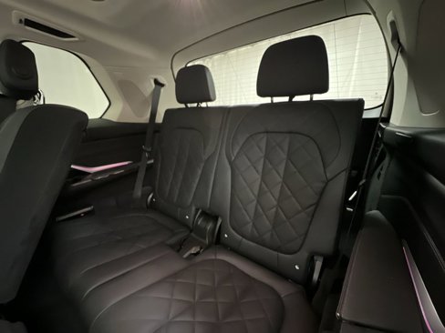 Certified 2023 BMW X7 xDrive40i w/ Premium Package image 26
