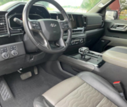 Used 2023 Chevrolet Silverado 1500 ZR2 image 2