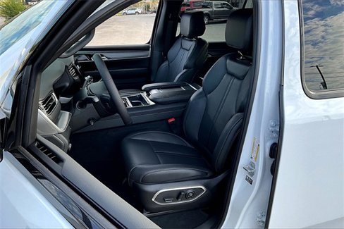 New 2025 Jeep Wagoneer Series II image 9