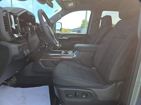 New 2026 Chevrolet Silverado 2500 LT w/ Trail Boss Package image 12