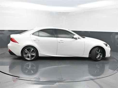Used 2019 Lexus IS 300 image 43