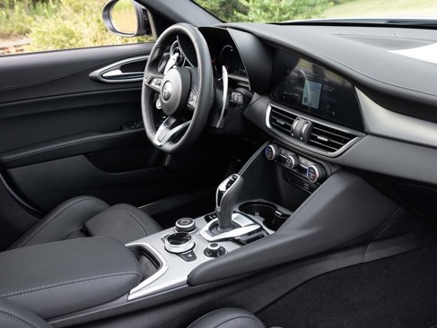 New 2025 Alfa Romeo Giulia AWD image 48