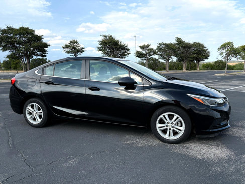 Used 2018 Chevrolet Cruze LT image 37