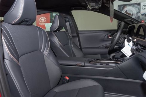 New 2026 Toyota Crown Platinum image 22