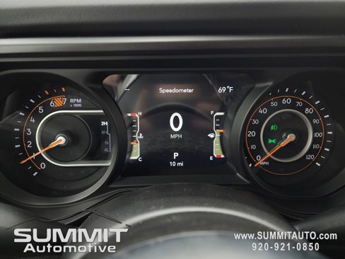 New 2025 Jeep Wrangler Sahara image 9