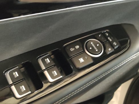 Used 2019 Kia Sorento SX image 27