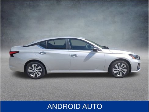 Used 2024 Nissan Altima 2.5 S image 5