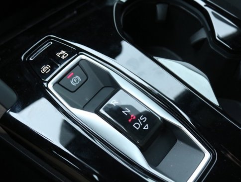 New 2025 Audi Q5 Premium Plus image 31