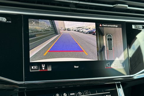 Used 2022 Audi SQ8 Premium Plus w/ Towing Package image 23