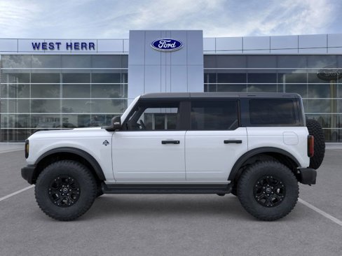 New 2025 Ford Bronco Outer Banks image 3