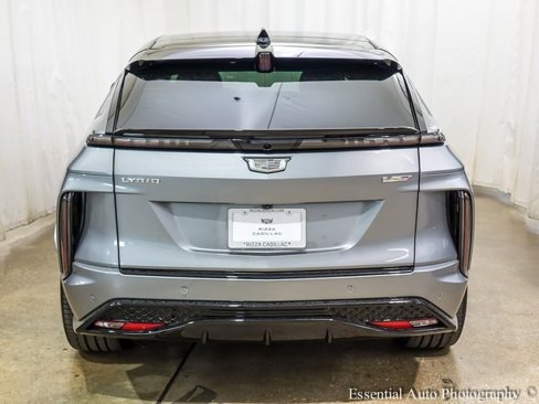 New 2026 Cadillac Lyriq V image 5