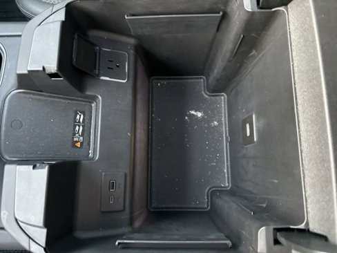 Used 2024 GMC Sierra 2500 Denali w/ Denali Reserve Package image 39