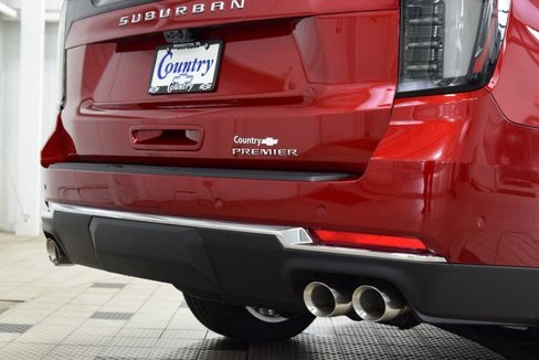 New 2026 Chevrolet Suburban Premier image 21