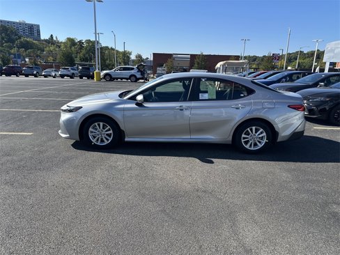 New 2026 Toyota Camry LE image 2