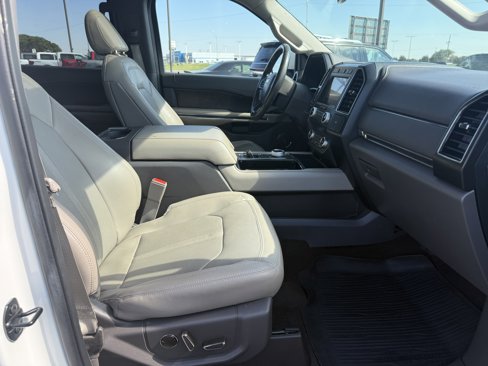 Used 2021 Ford Expedition Limited image 10