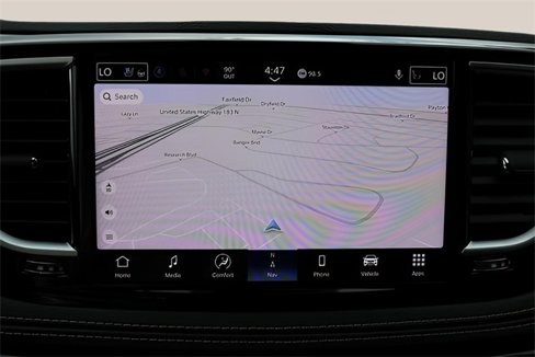 New 2026 Chrysler Pacifica Limited image 25