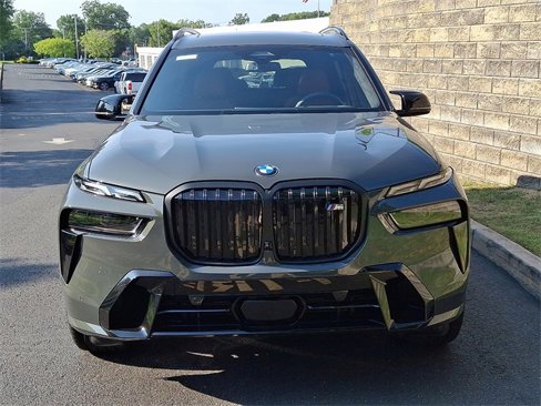 New 2026 BMW X7 M60i w/ Executive Package image 2