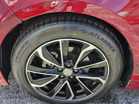Used 2022 Toyota Corolla LE image 16