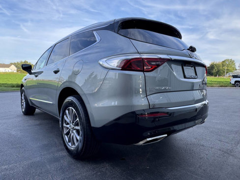 Used 2024 Buick Enclave Premium image 5
