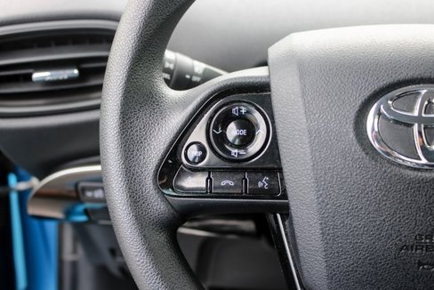 Used 2022 Toyota Prius LE image 29