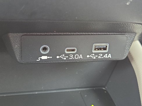 Certified 2025 Subaru Forester Limited image 12
