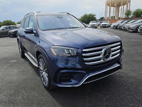 New 2026 Mercedes-Benz GLS 580 4MATIC image 11