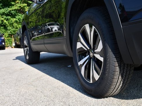 New 2026 Volkswagen Atlas SE image 9