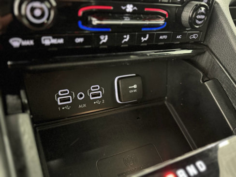 Used 2024 Jeep Grand Cherokee L Laredo image 48