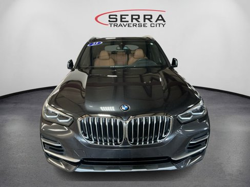 Used 2023 BMW X5 xDrive40i w/ Premium Package image 2