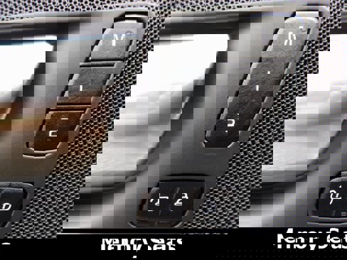 Certified 2024 Volvo XC60 B5 Plus image 12