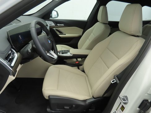 Used 2025 BMW X1 xDrive28i w/ Premium Package image 20