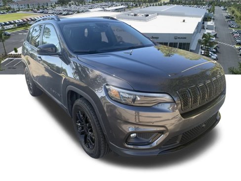 Certified 2023 Jeep Cherokee Altitude Lux w/ Lux Elite Package image 2