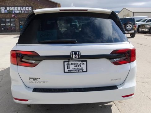 Used 2024 Honda Odyssey Sport image 4
