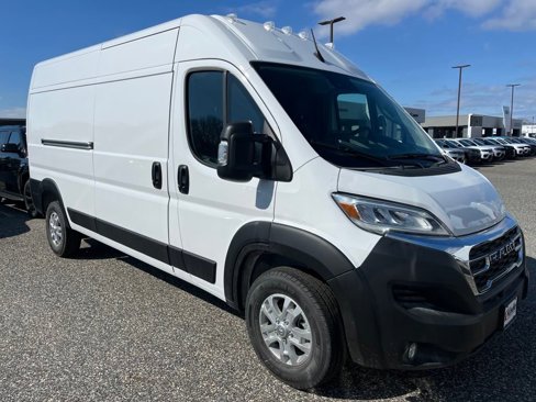 New 2025 RAM ProMaster 2500 w/ Quick Order Package 22G SLT image 4