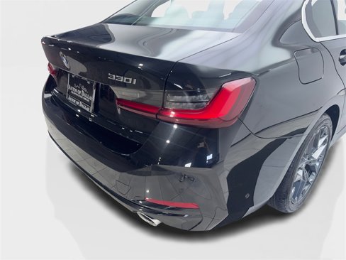 Used 2025 BMW 330i Sedan image 18