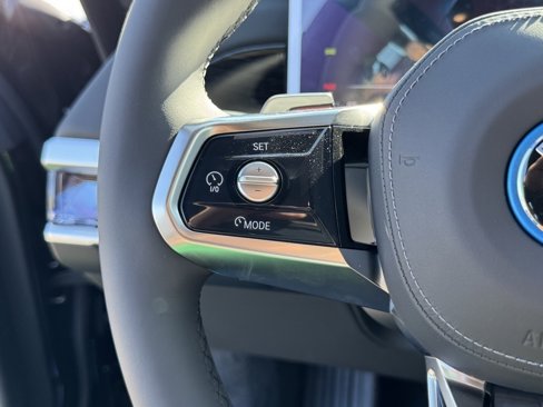 New 2026 BMW i7 xDrive60 w/ Executive Package image 18