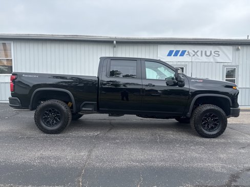 New 2025 Chevrolet Silverado 2500 ZR2 w/ ZR2 Bison Edition image 8