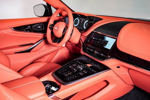 New 2025 Aston Martin DBX 707 image 12