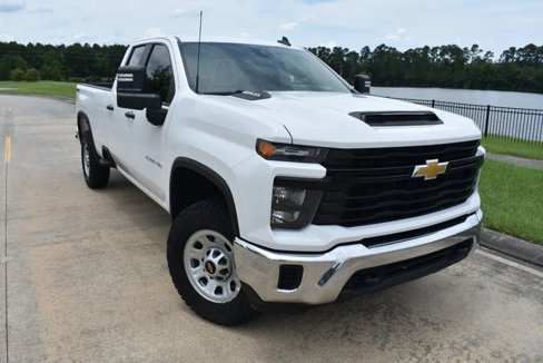 Used 2024 Chevrolet Silverado 2500 W/T w/ WT/CX Safety Package image 2