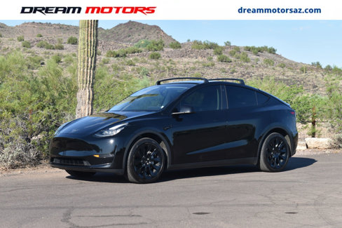 Used 2023 Tesla Model Y Long Range image 1