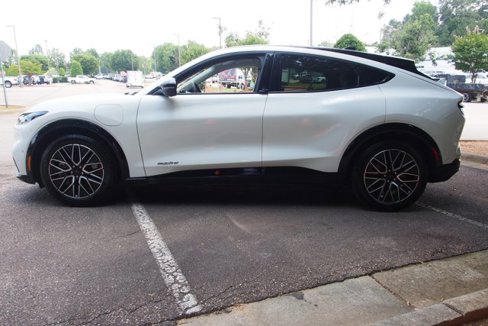 Certified 2024 Ford Mustang Mach-E Premium image 4
