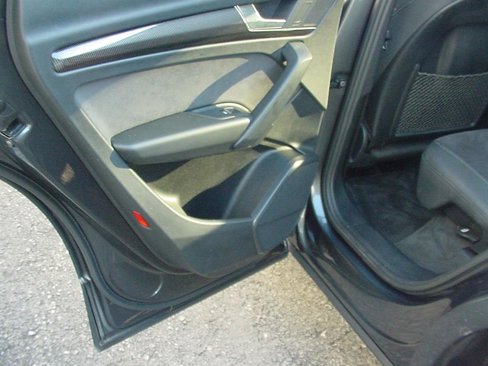 Used 2022 Audi SQ5 Premium image 44