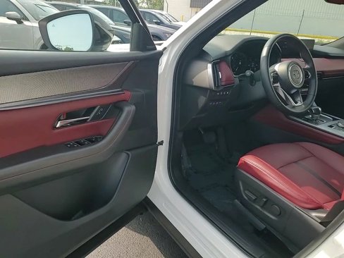 Certified 2025 MAZDA CX-70 Plug-In Hybrid w/ Premium Plus image 14