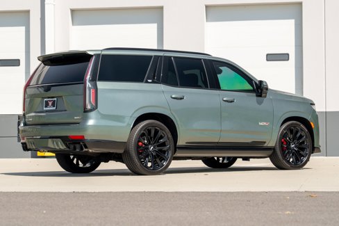 Used 2023 Cadillac Escalade V image 34