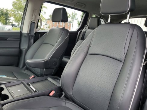 Certified 2025 Honda Odyssey Elite image 30