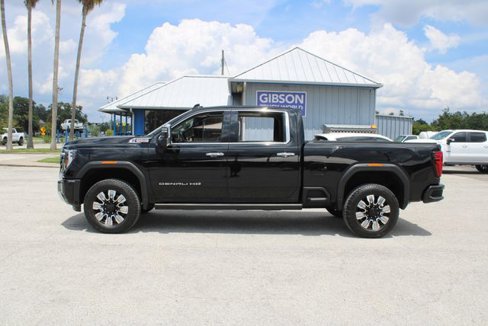 Used 2024 GMC Sierra 2500 Denali w/ Denali Reserve Package image 6
