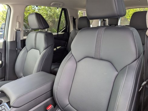 Used 2025 Honda Pilot EX-L image 13